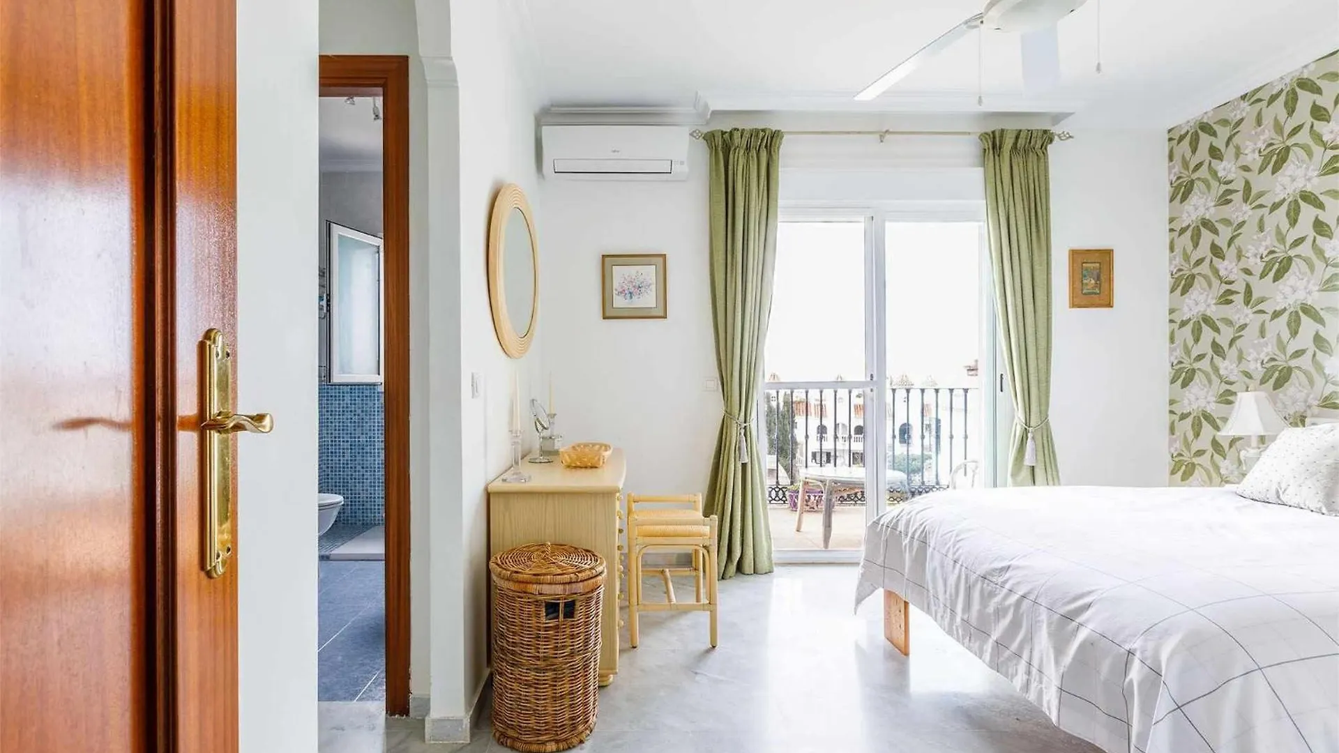 A&N Los Delfines Villa Mezquitilla Holiday home